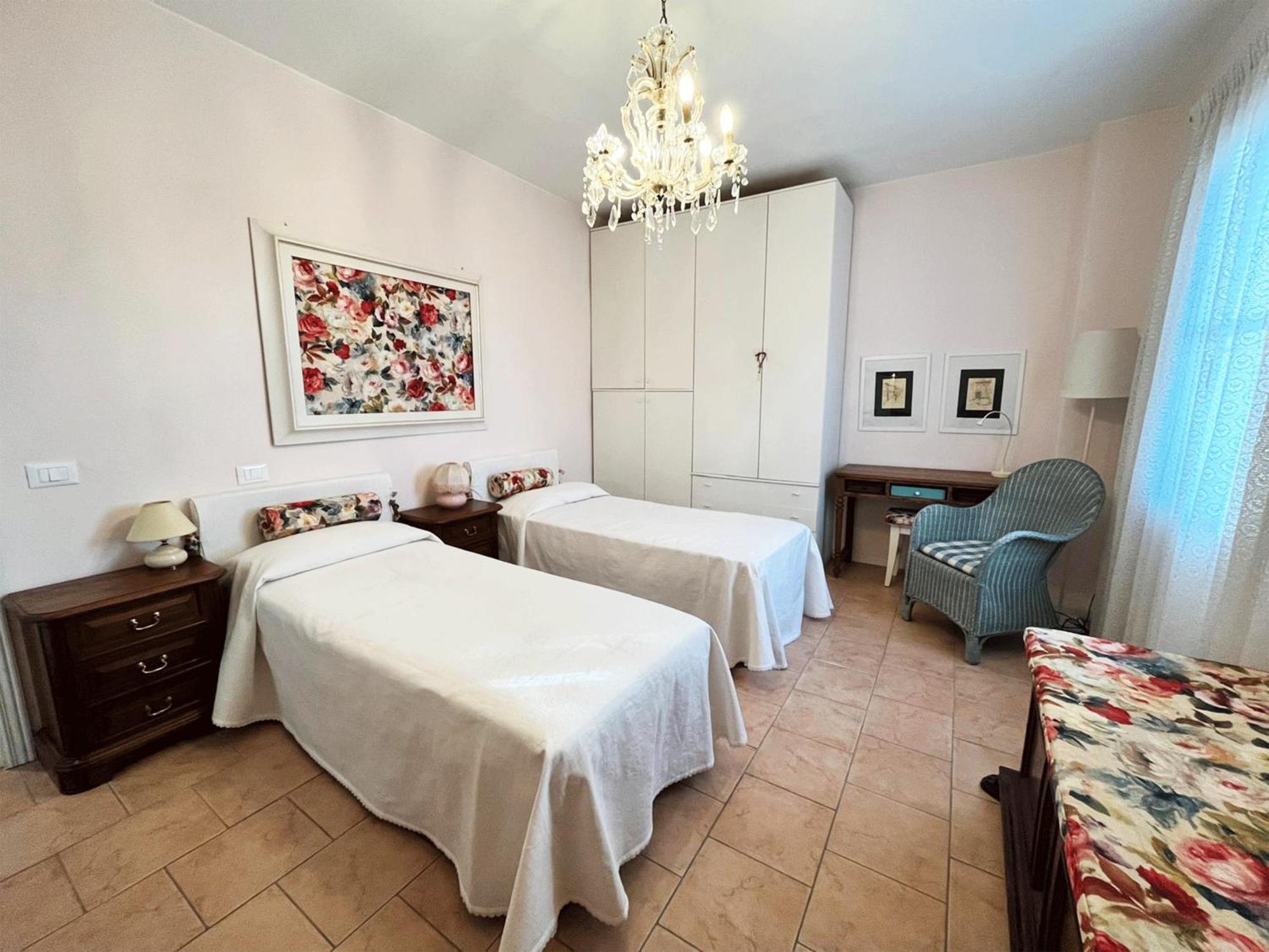 Casa Vacanze L'Acquerello Lari Extérieur photo