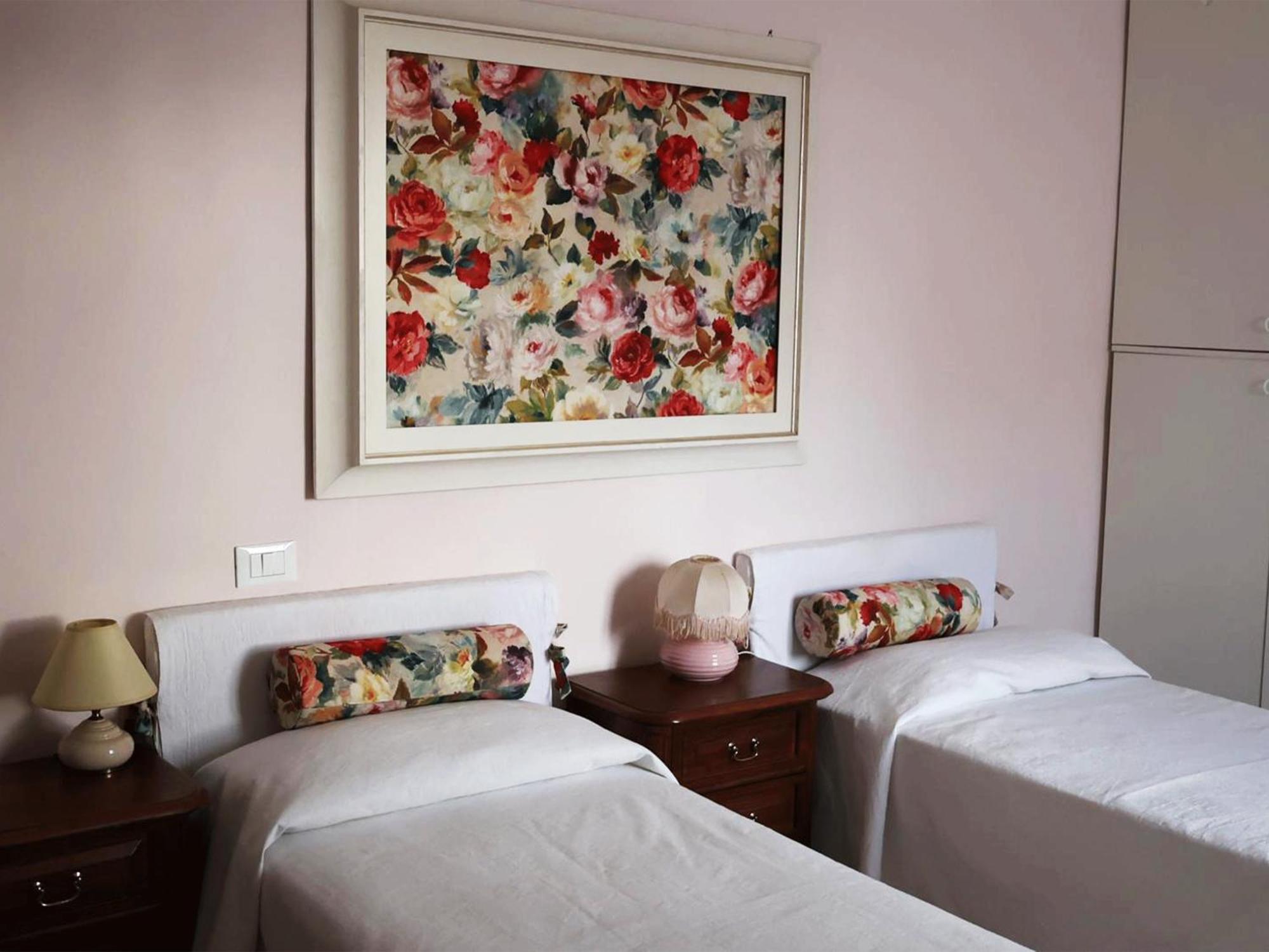 Casa Vacanze L'Acquerello Lari Extérieur photo
